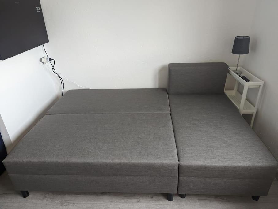 Lovely Studio With Free Parking On Premisis Asten Buitenkant foto