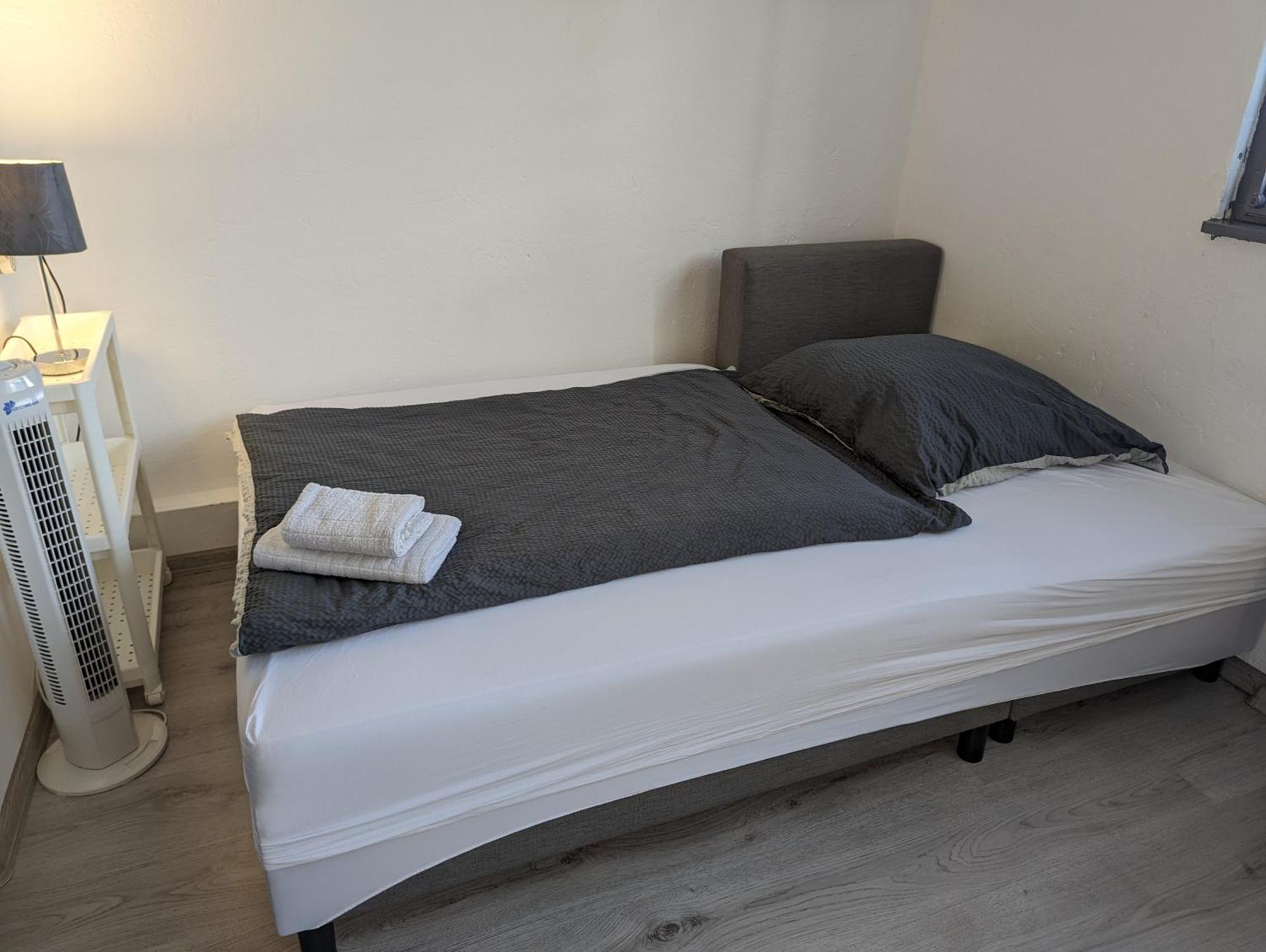 Lovely Studio With Free Parking On Premisis Asten Buitenkant foto