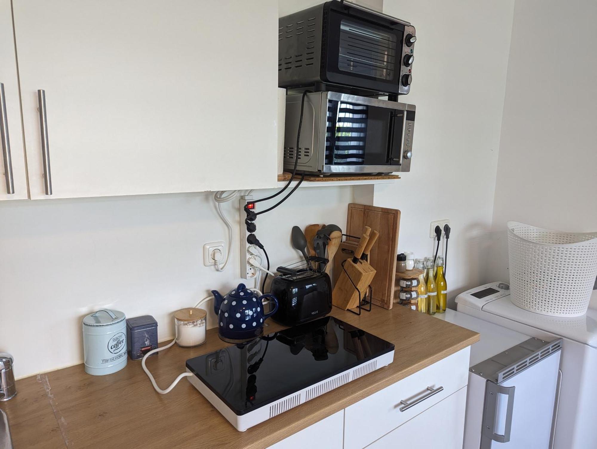 Lovely Studio With Free Parking On Premisis Asten Buitenkant foto