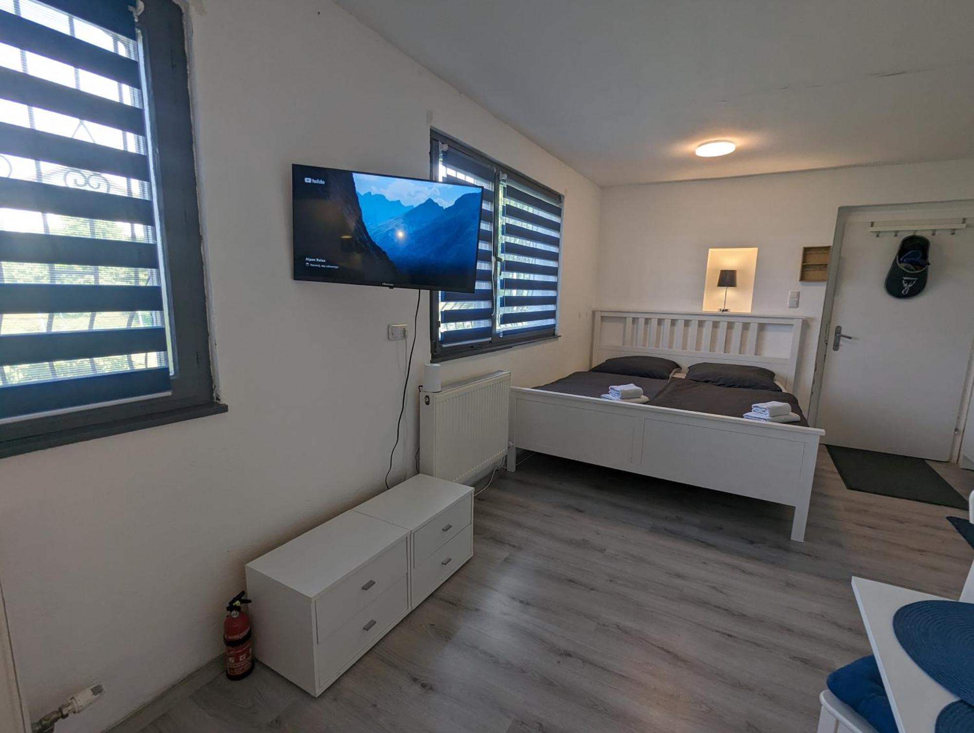 Lovely Studio With Free Parking On Premisis Asten Buitenkant foto